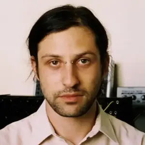 Picture of Lee Landey